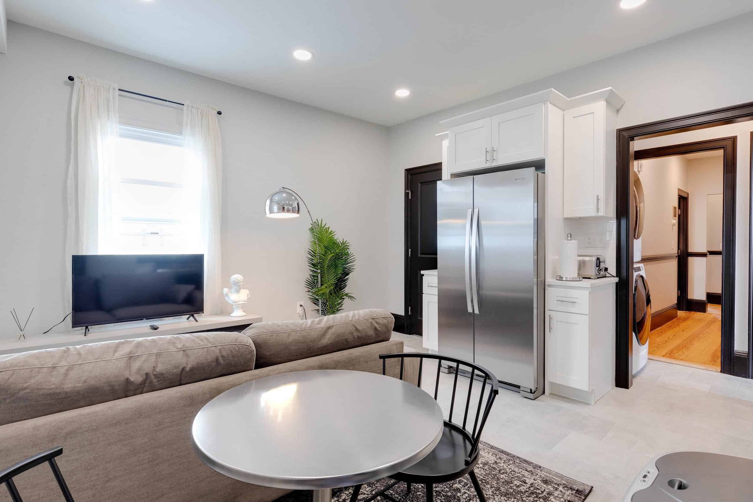June Homes 02125, Boston image 59