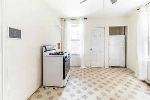 June Homes 02125, Boston image 42