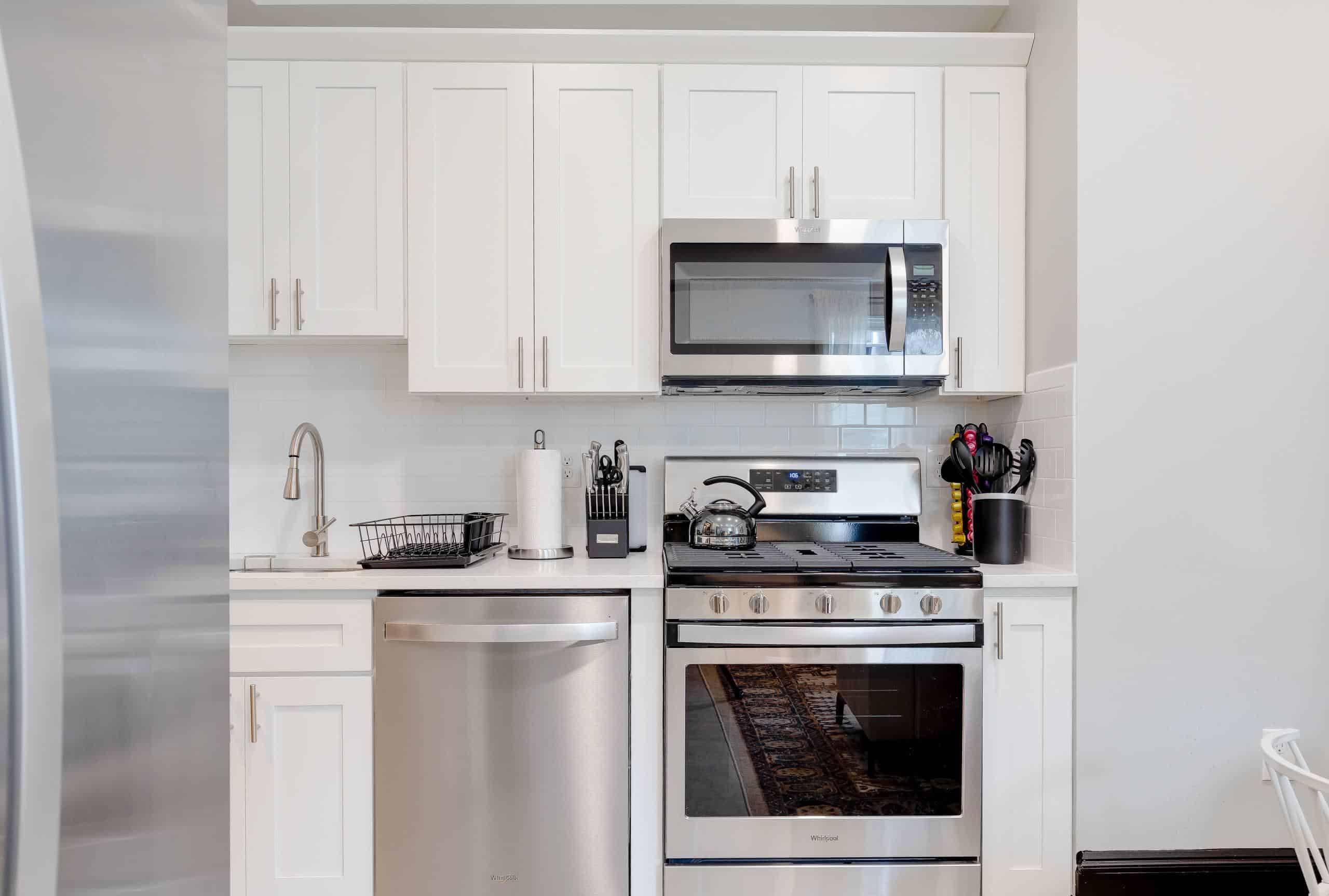 June Homes 02125, Boston image 124
