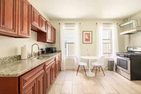 June Homes 02125, Boston image 63