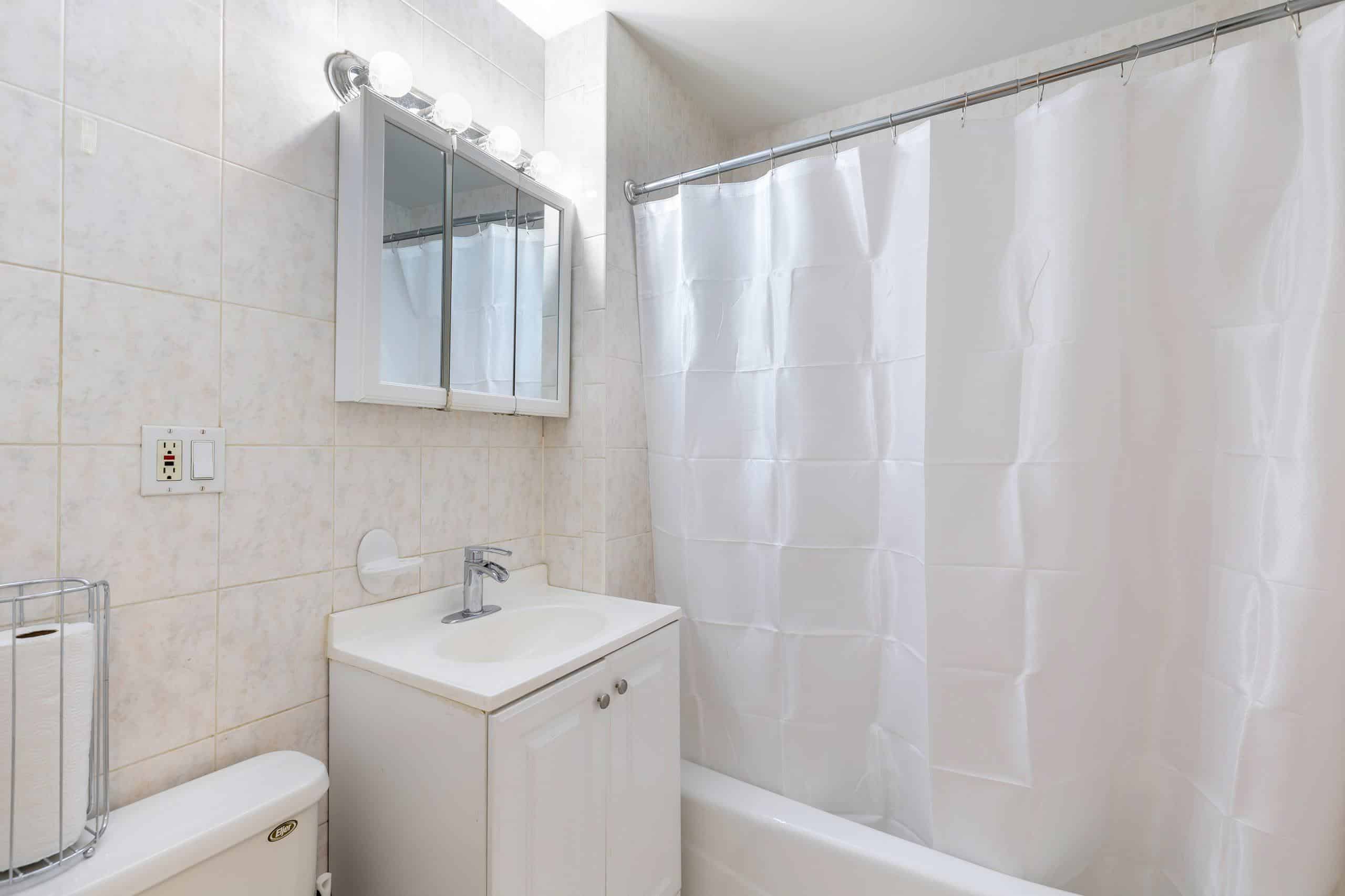 June Homes 02125, Boston image 153