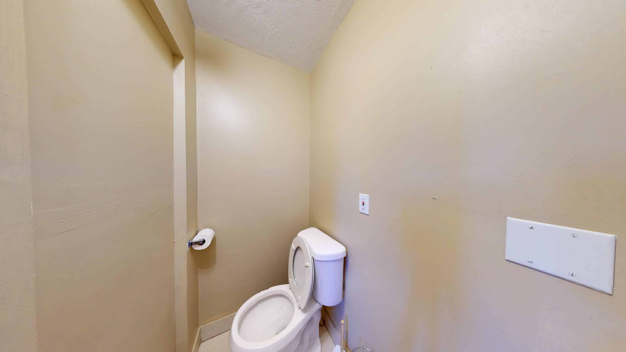June Homes 02134, Boston image 660