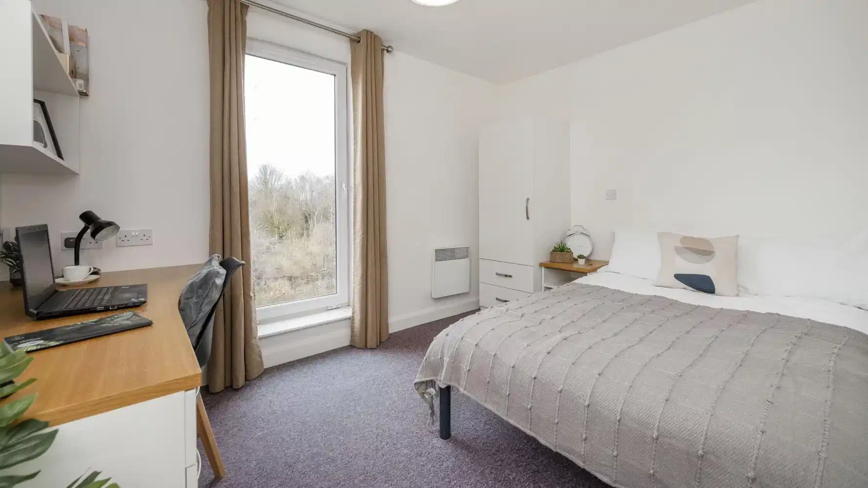 Premium Ensuite with View