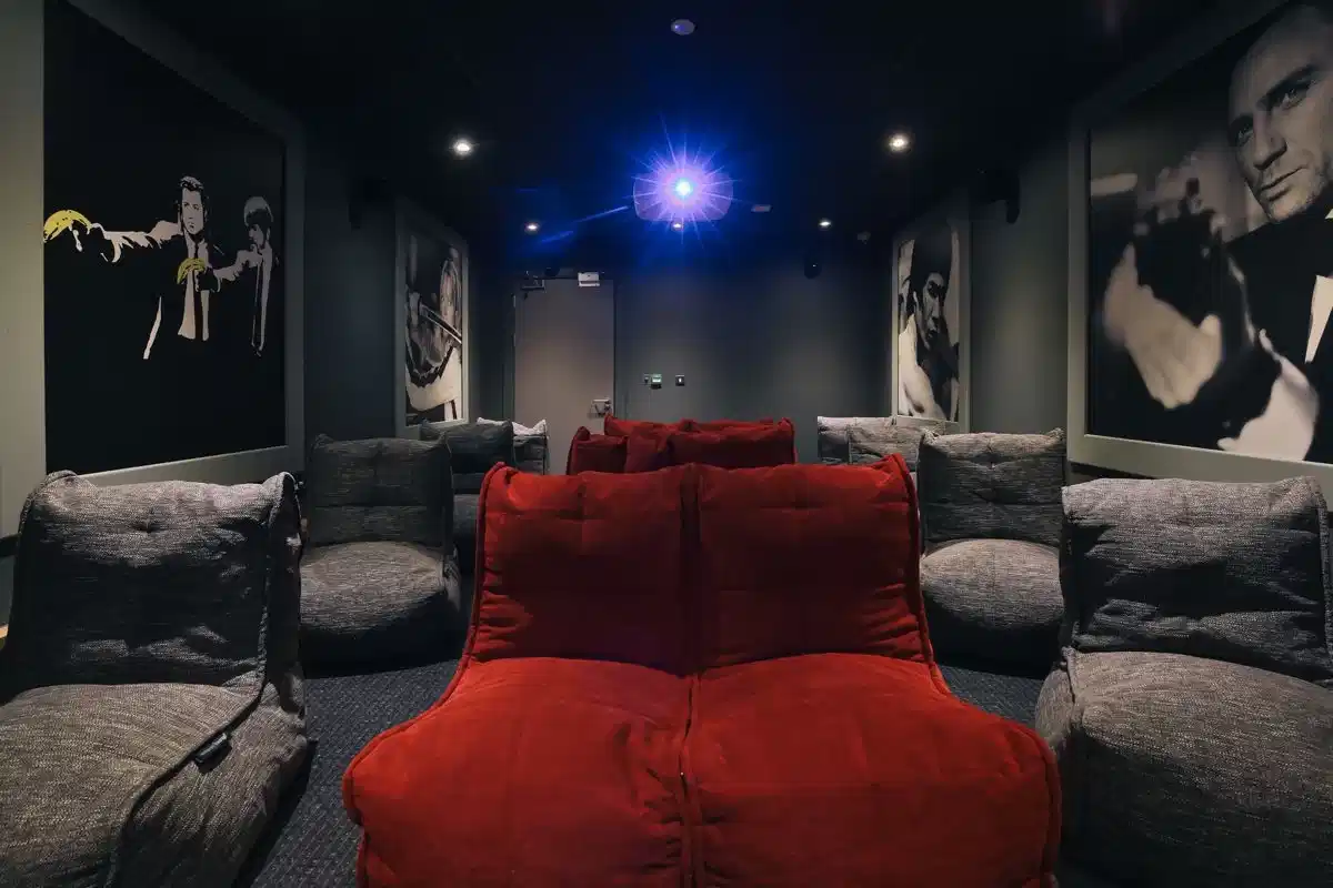 College Green, Bristol  - Bristol, England, United Kingdom - Amenities