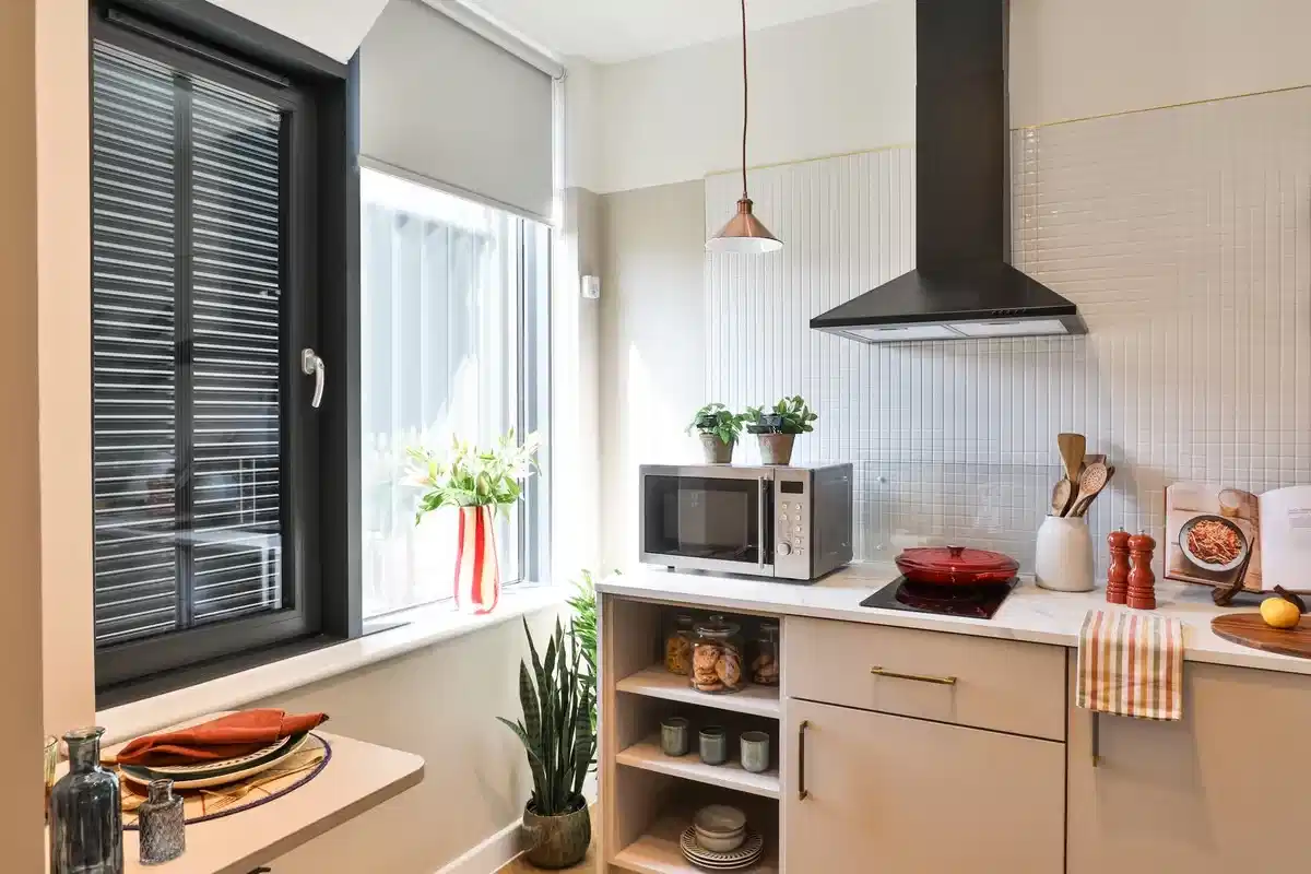 Amenities?w=400&h=260&fit=crop&q=40&auto=format&trim=auto