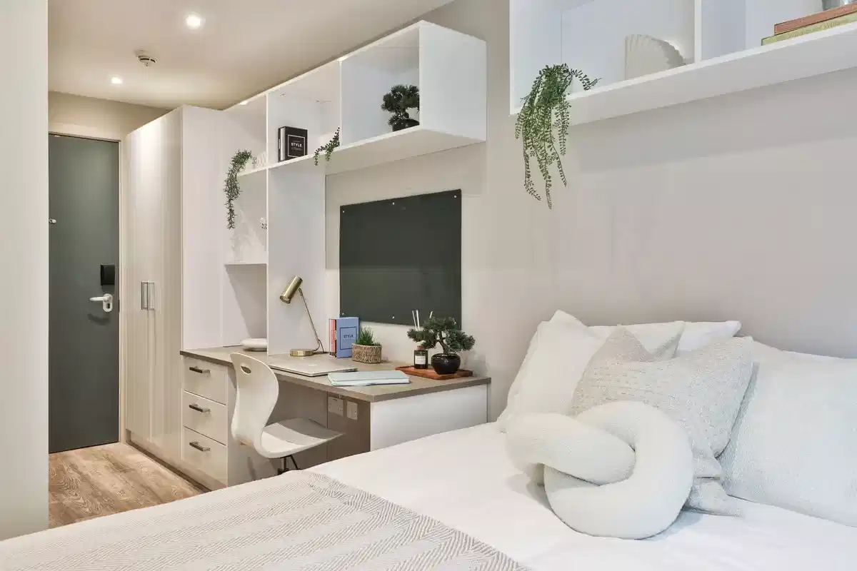 Classic 2 Bed Apartment