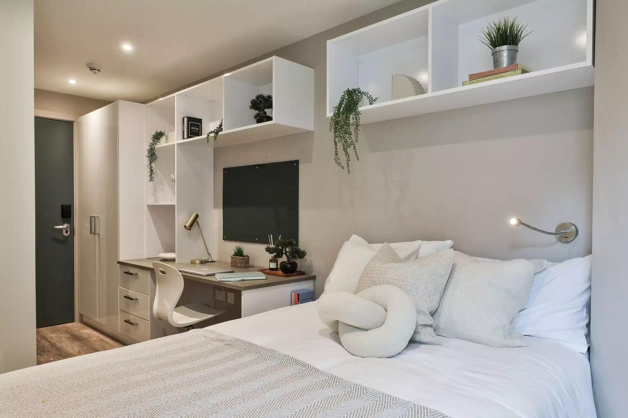 Buccleuch Street, Edinburgh - Edinburgh, Scotland, United Kingdom - Bedroom