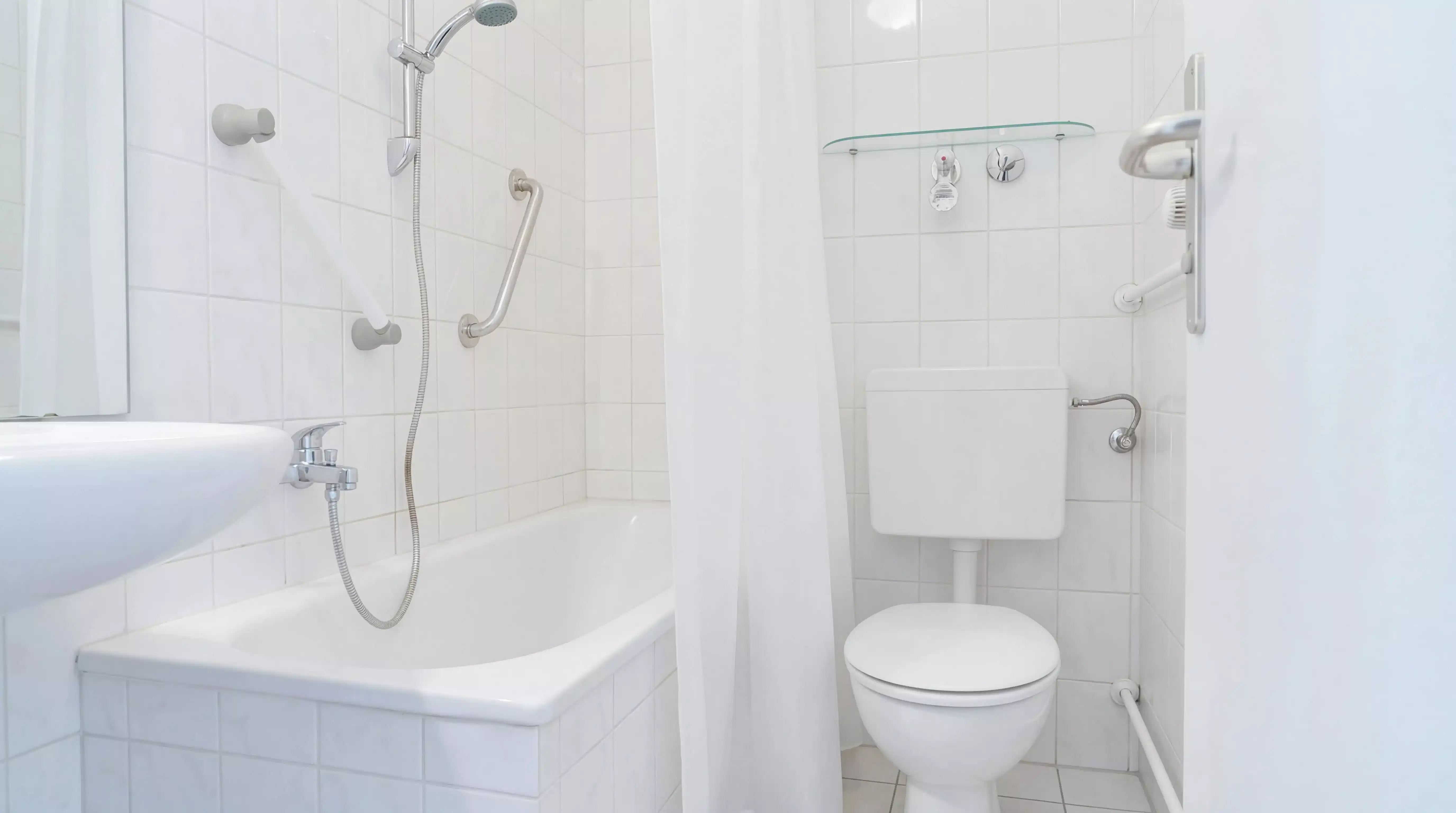 RM Bismarckstraße 106, Berlin - Berlin, Germany - Room In 3 Bed 1 Bath (#50.1.106.) - Bathroom