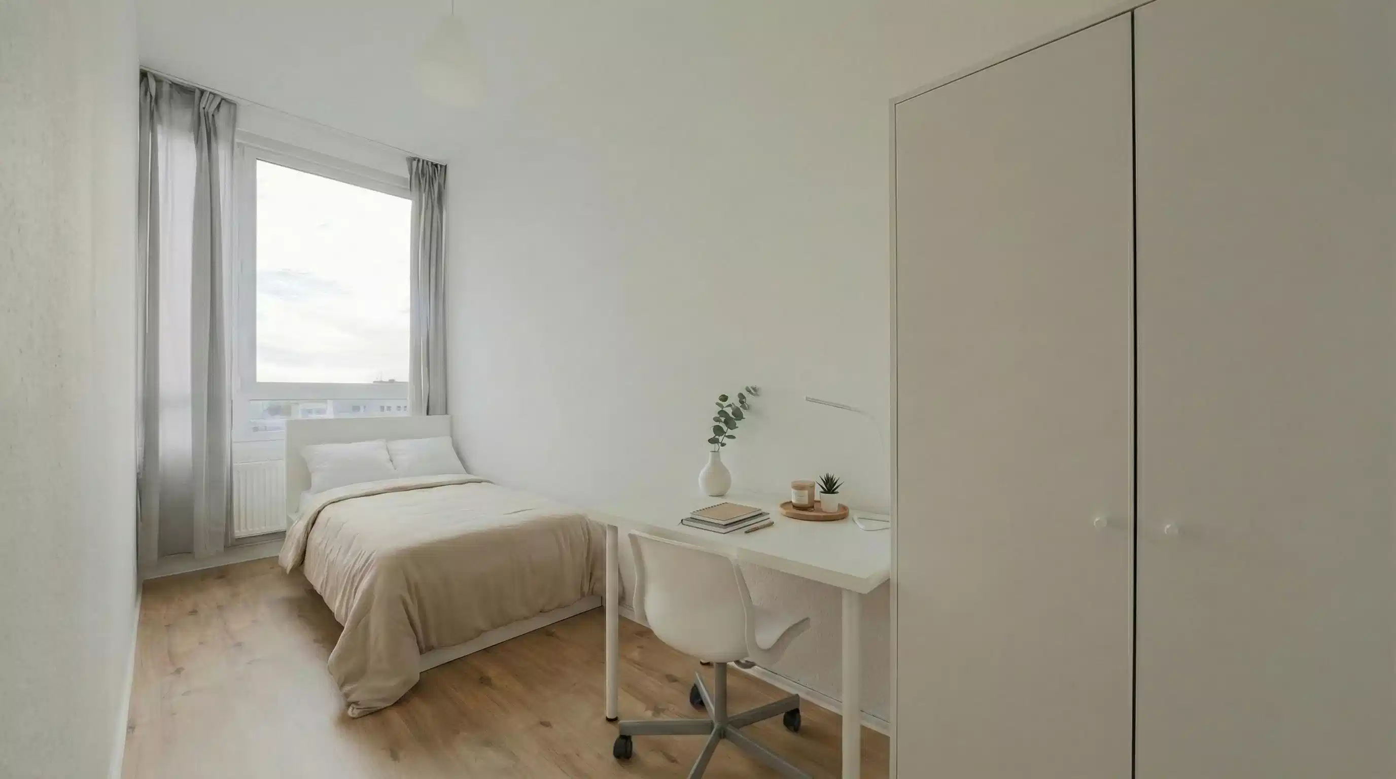 Room In 3 Bed 1 Bath (#50.3.106.)