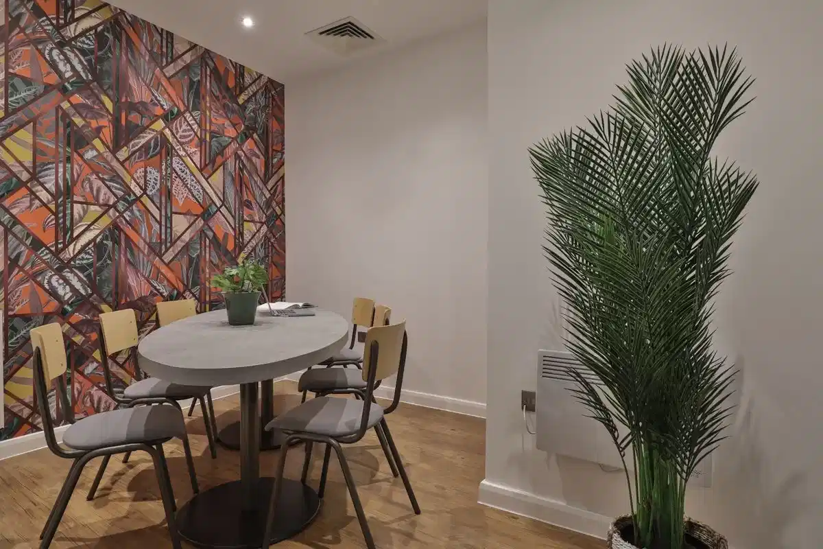 140 - 142 New Walk, Leicester  - Leicester, England, United Kingdom - Amenities