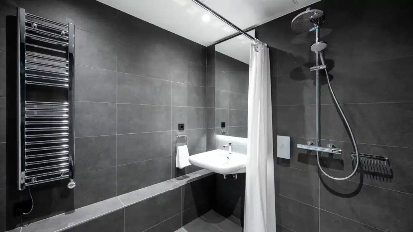 Amenities?w=400&h=260&fit=crop&q=40&auto=format&trim=auto