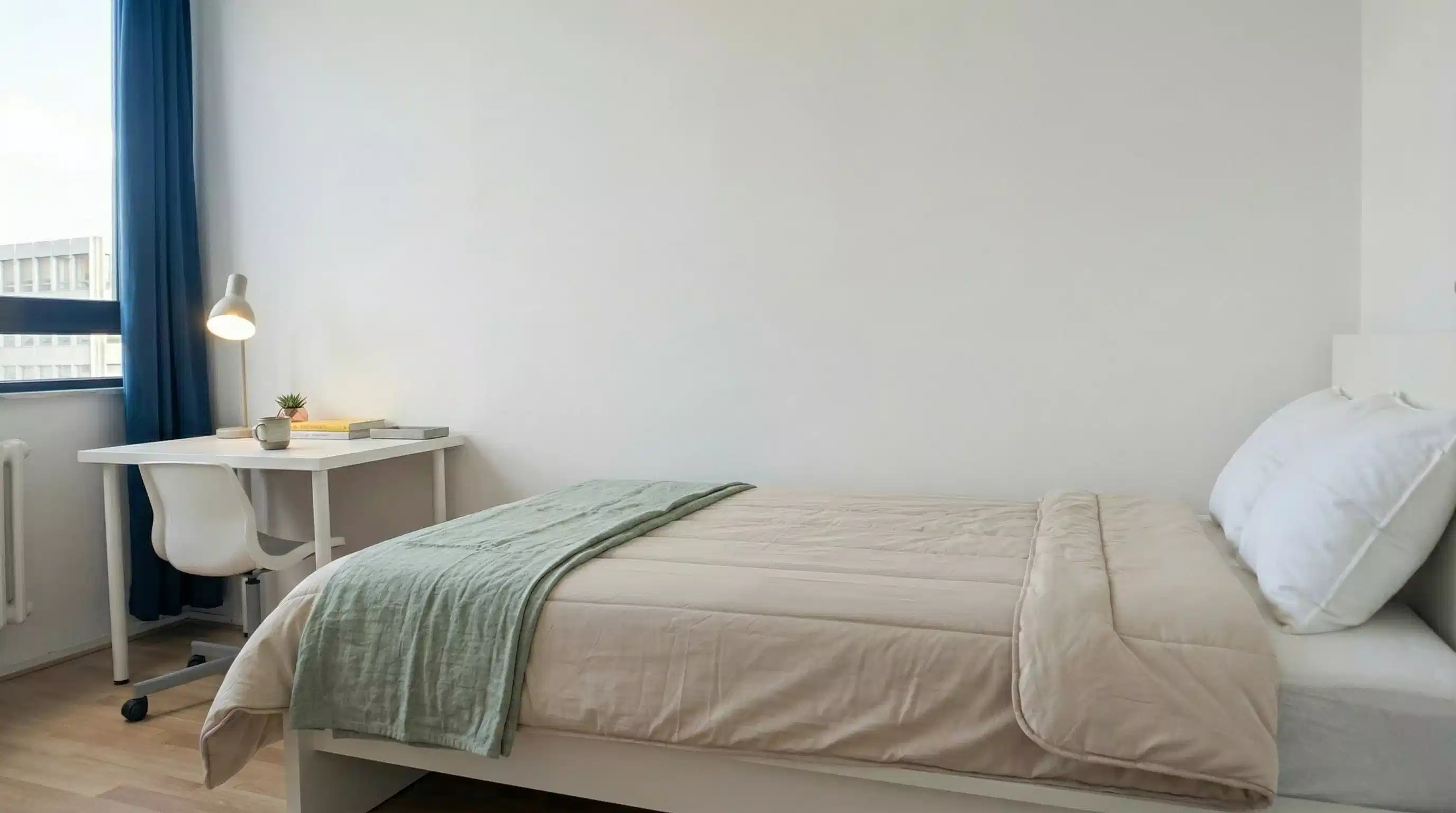 Room In 3 Bed 1 Bath (#51.3.106.)