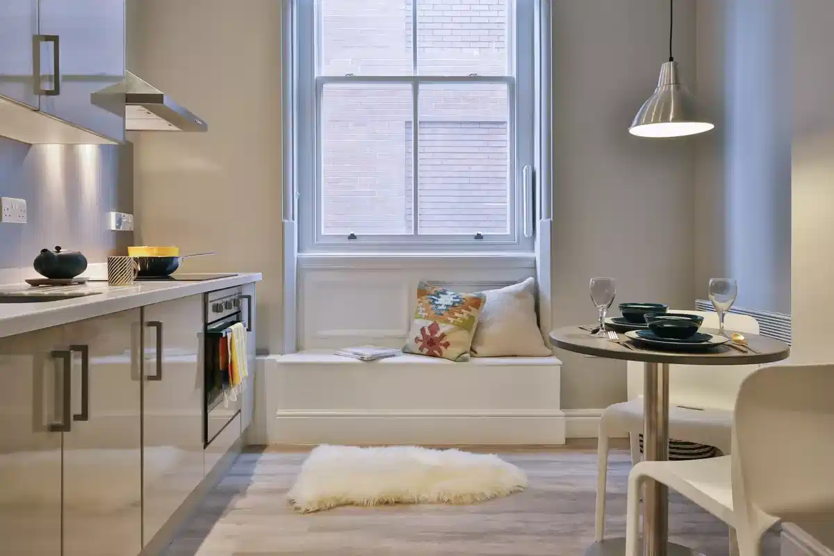 Kitchen?w=400&h=260&fit=crop&q=40&auto=format&trim=auto