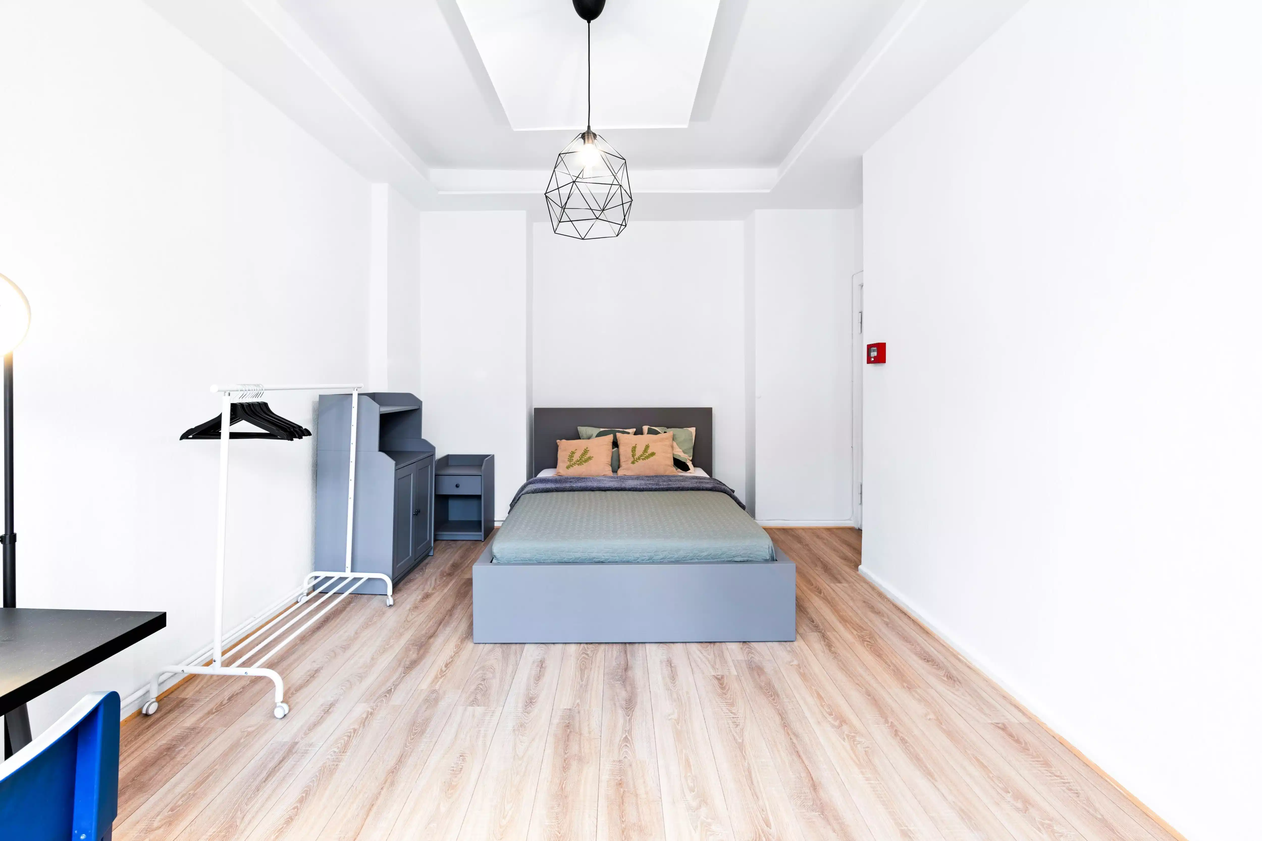Room In 3 Bed 1 Bath (#L43.21.1.)