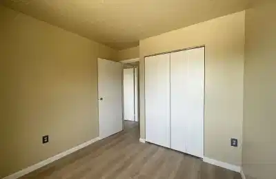 3258 Kennett Square, Pittsburgh - Pittsburgh, Pennsylvania, United States - Bedroom
