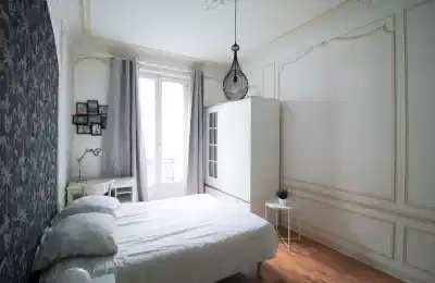 Kitchen?w=400&h=260&fit=crop&q=40&auto=format&trim=auto