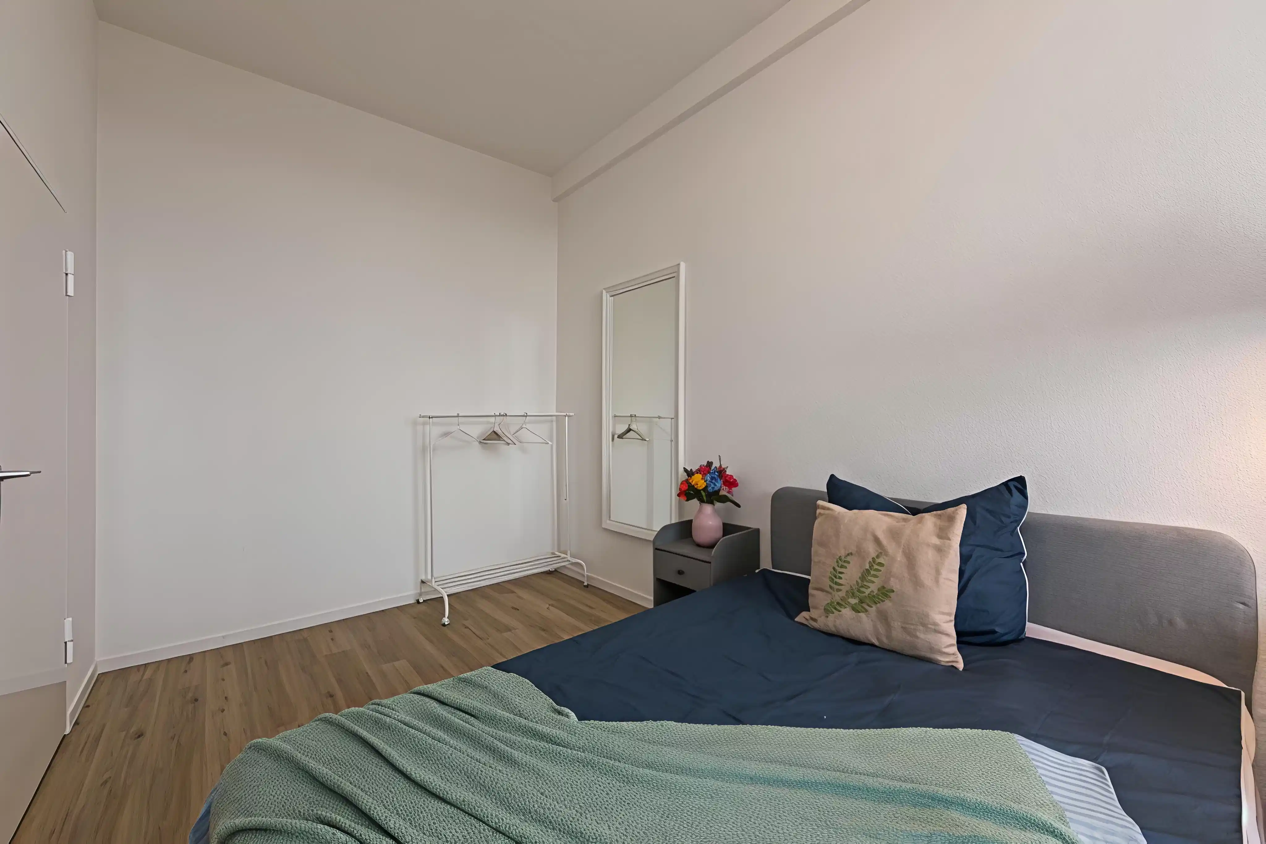 Room In 2 Bed 1 Bath (#64.1.106.)