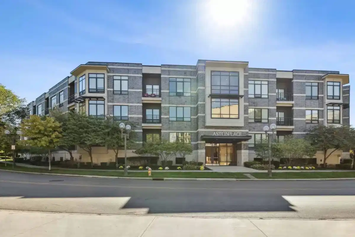 Aston Place, Columbus - Columbus, Ohio, United States - Exterior