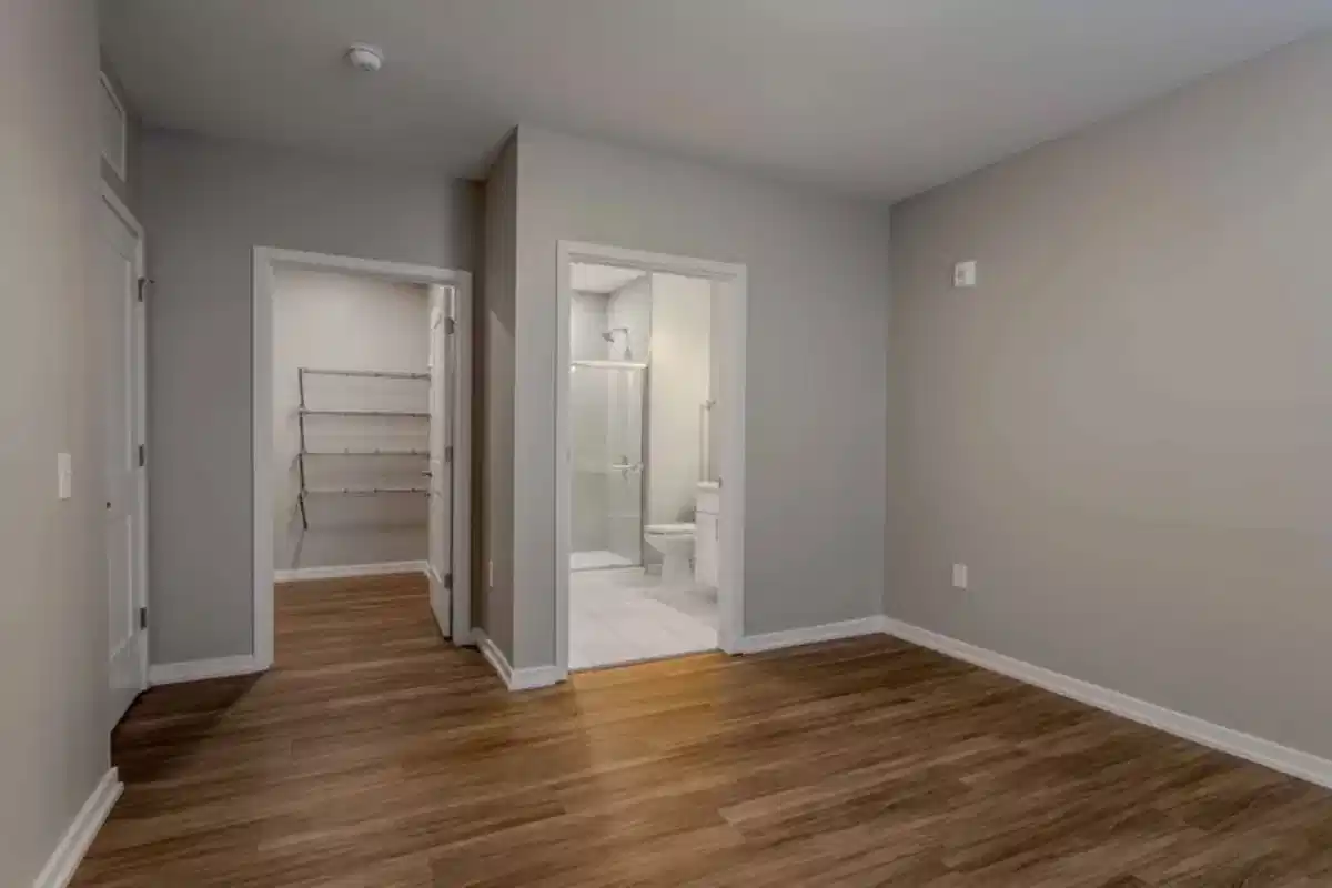 The Residences At The Sutton, Columbus 5