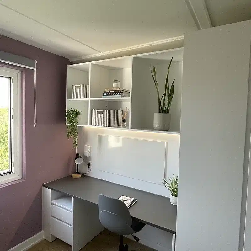 Kitchen?w=400&h=260&fit=crop&q=40&auto=format&trim=auto
