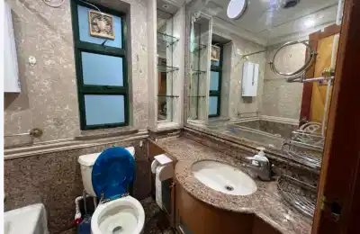 Room in a 4 Bedroom Apartment, 8 Chung Wa Rd, Tseung Kwan O, Hong Kong - Hong Kong (China), China - Bathroom