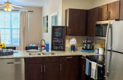 Rev on Anderson, Oxford - Oxford, Mississippi, United States - Kitchen