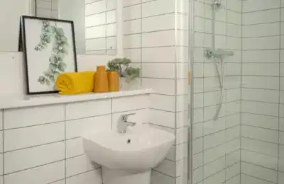 Vantage Point Bryan House, Wigan - Liverpool, England, United Kingdom - 1 Bedroom House - Bathroom
