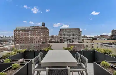Monarch Heights, New York - New York City, New York, United States - Exterior