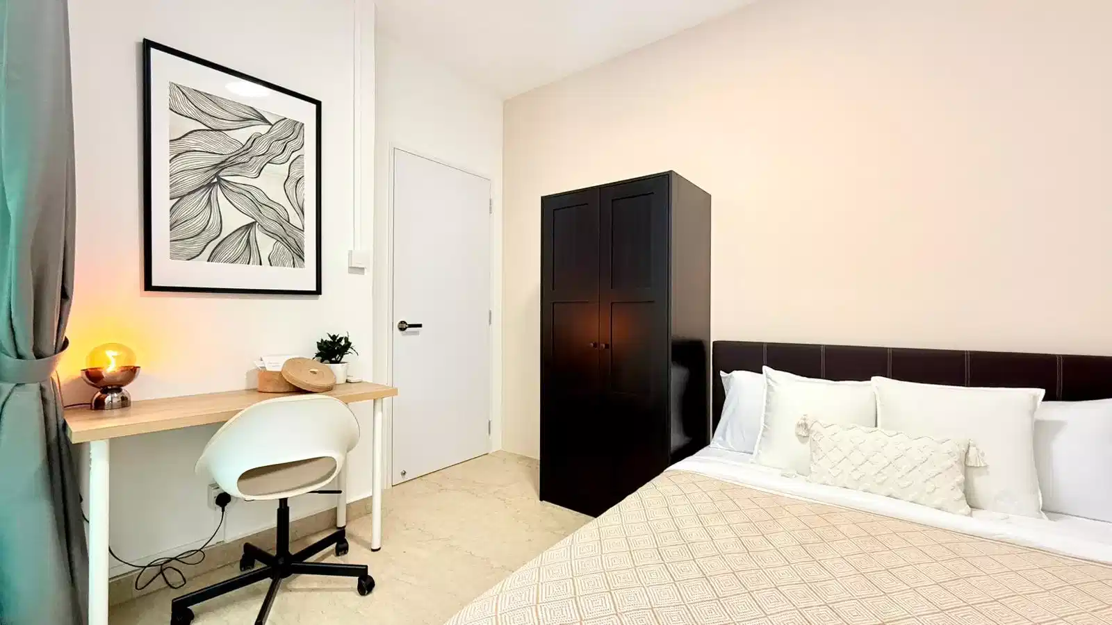 Amenities?w=400&h=260&fit=crop&q=40&auto=format&trim=auto