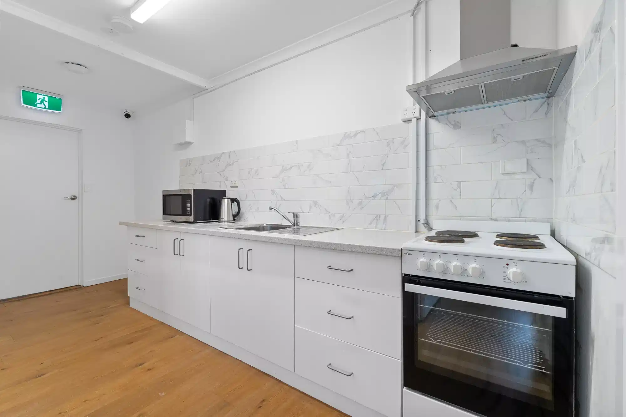 1/85 Kanooka Grove, Clayton VIC 3168 - Melbourne, Victoria, Australia - Kitchen