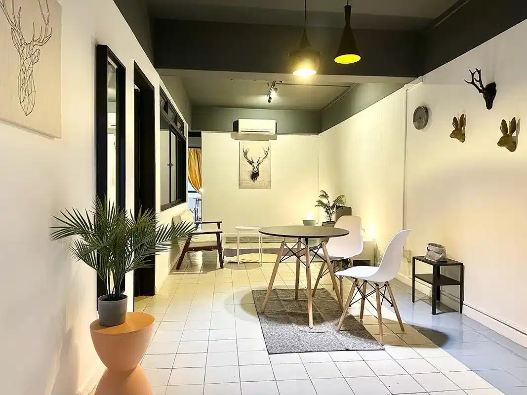 45 Feng Lai Mansion, Singapore 2