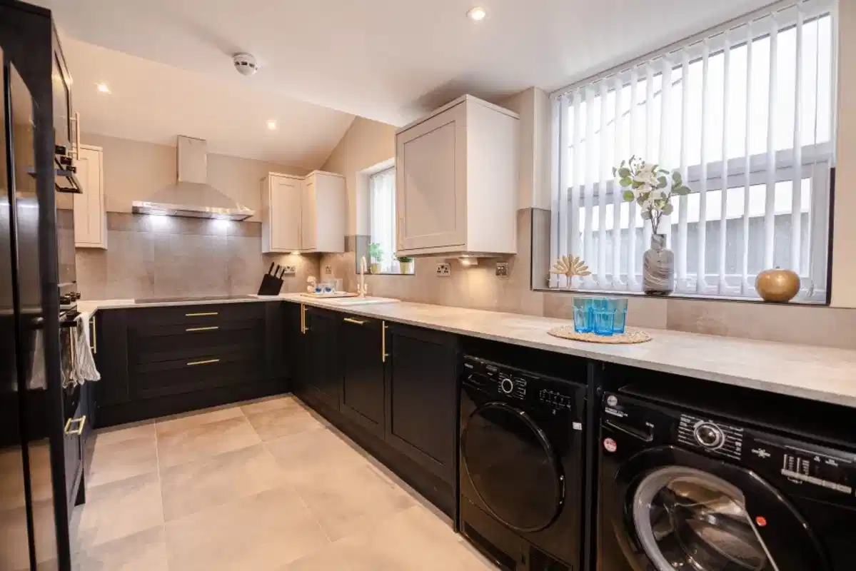 Empress Road - Amenities?w=400&h=260&fit=crop&q=40&auto=format&trim=auto