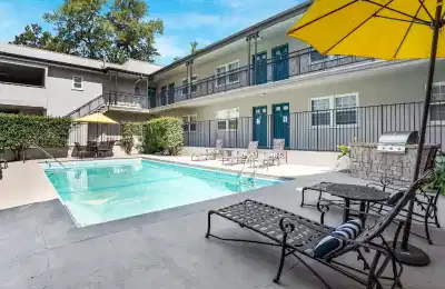 Strathmore Arms, Los Angeles - Los Angeles, California, United States - Amenities