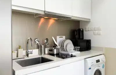 Room in a 3 Bedroom Apartment, Neem Tree Condominium, 30 Jalan Kemaman, Singapore 329341 - Singapore, Singapore - Amenities