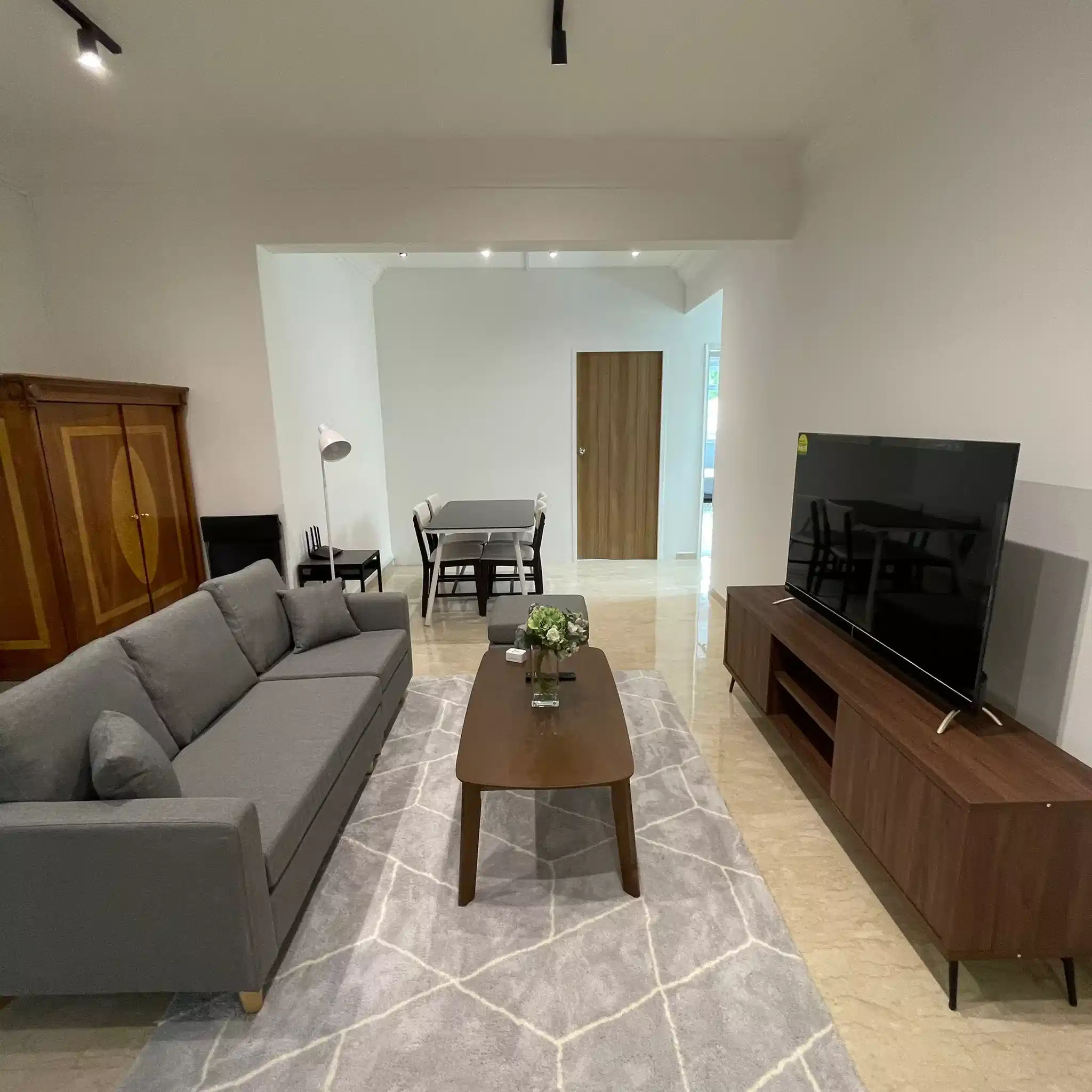 Room In A 4 Bedroom Apartment, 20 Kay Poh Road, Singapore 248969 2
