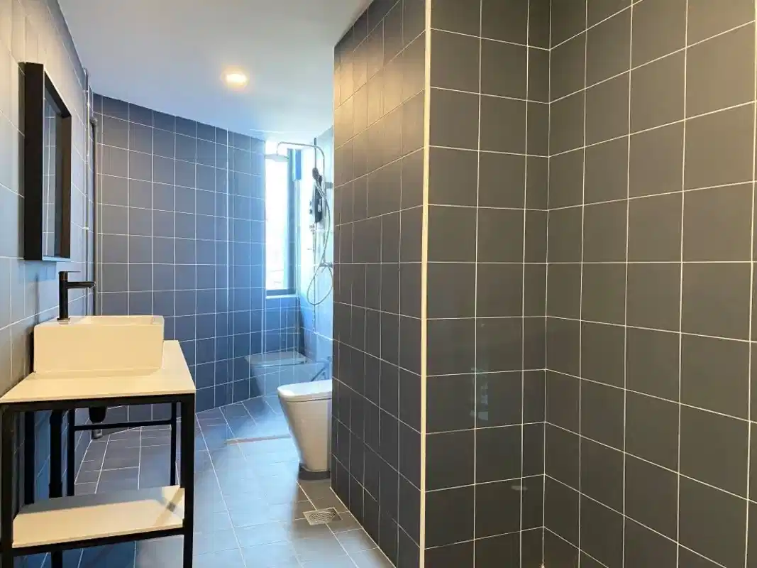 Room in a 6 Bedroom Apartment, 6C Duke's Road, Singapore 268886 5