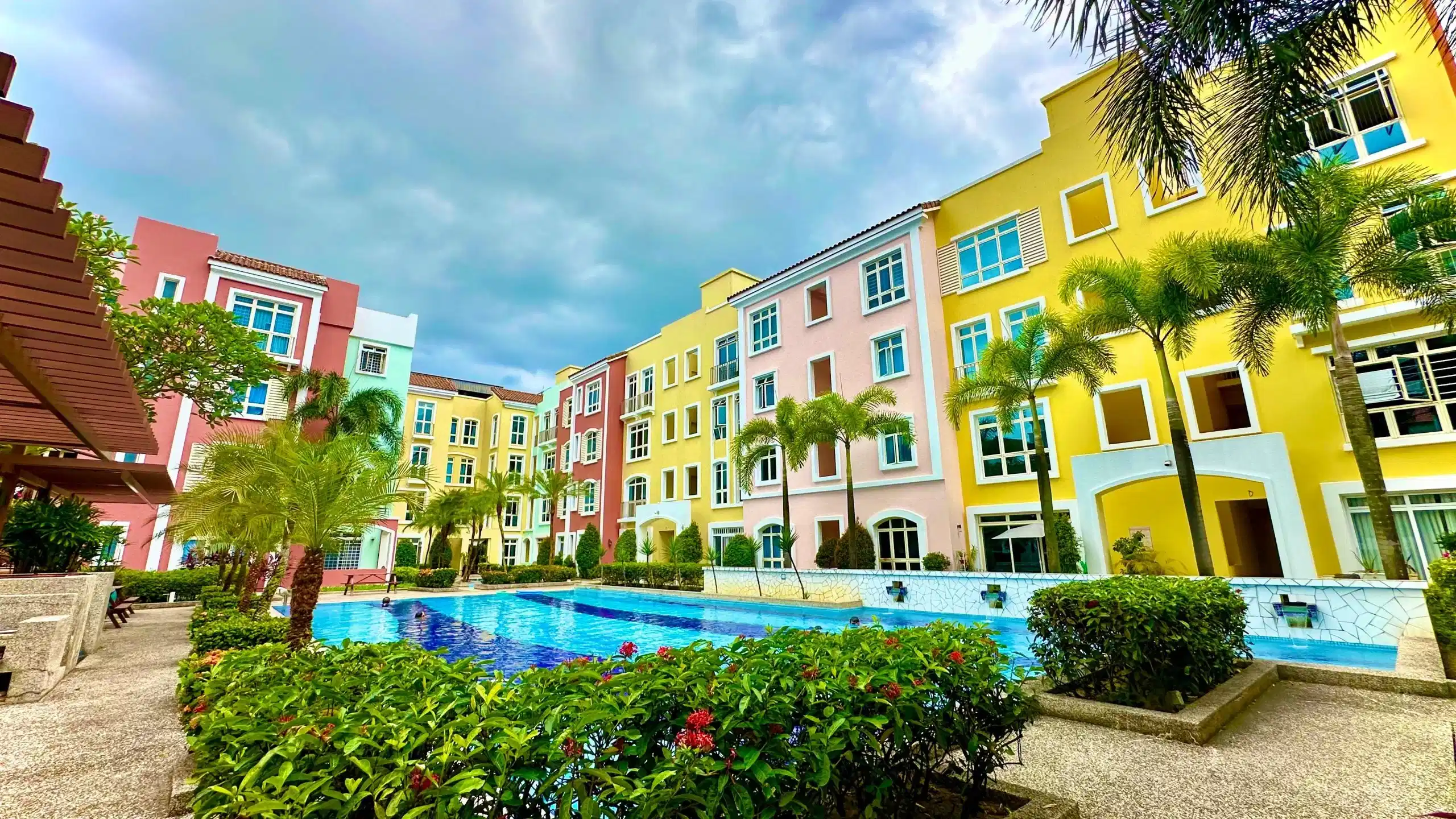 Room in a 5 Bedroom Apartment, 551A Bukit Timah Road, Singapore 269692 2