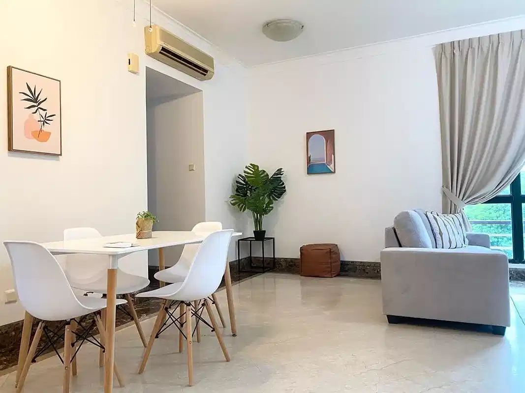 Room in a 3 Bedroom Apartment, 1003 Bukit Timah Road, Singapore 596289 2