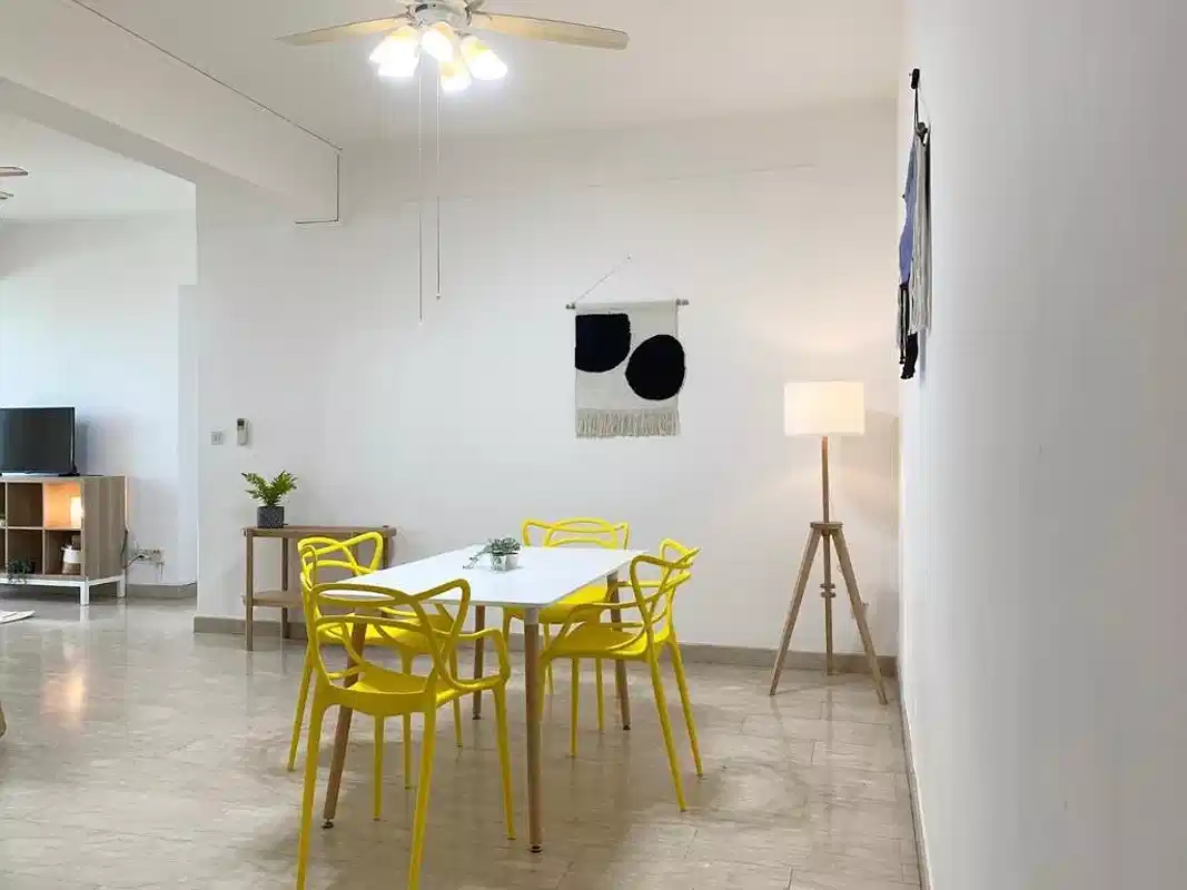 Room in a 3 Bedroom Apartment, 991 Bukit Timah Road, Singapore 589630 - Singapore, Singapore - Amenities