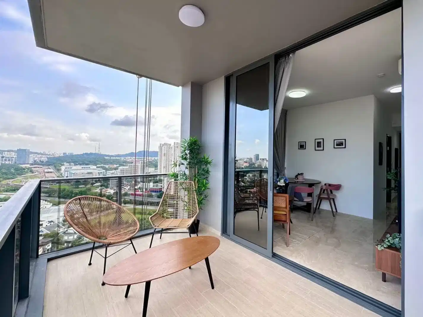 Room in a 4 Bedroom Apartment, 6A Jalan Lempeng Parc Clematis, Singapore 128822 - Singapore, Singapore - Common Area