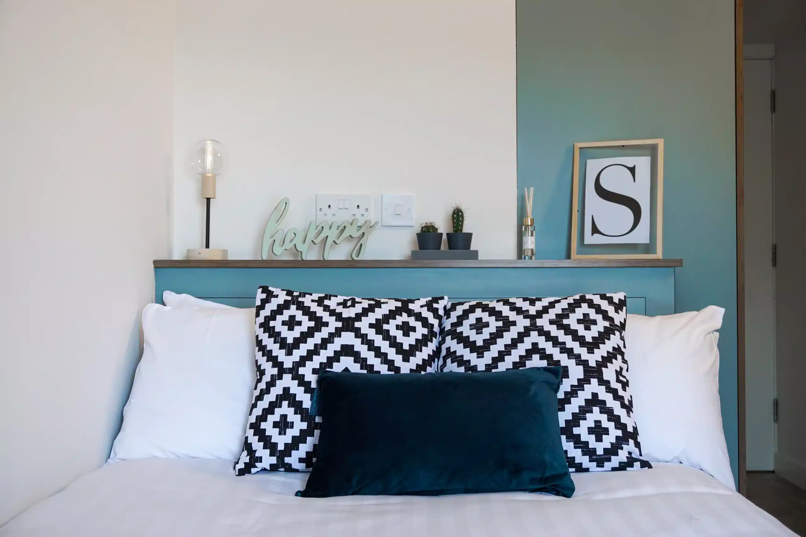 Balcony Standard En Suite (6 Bed) – 1st Floor