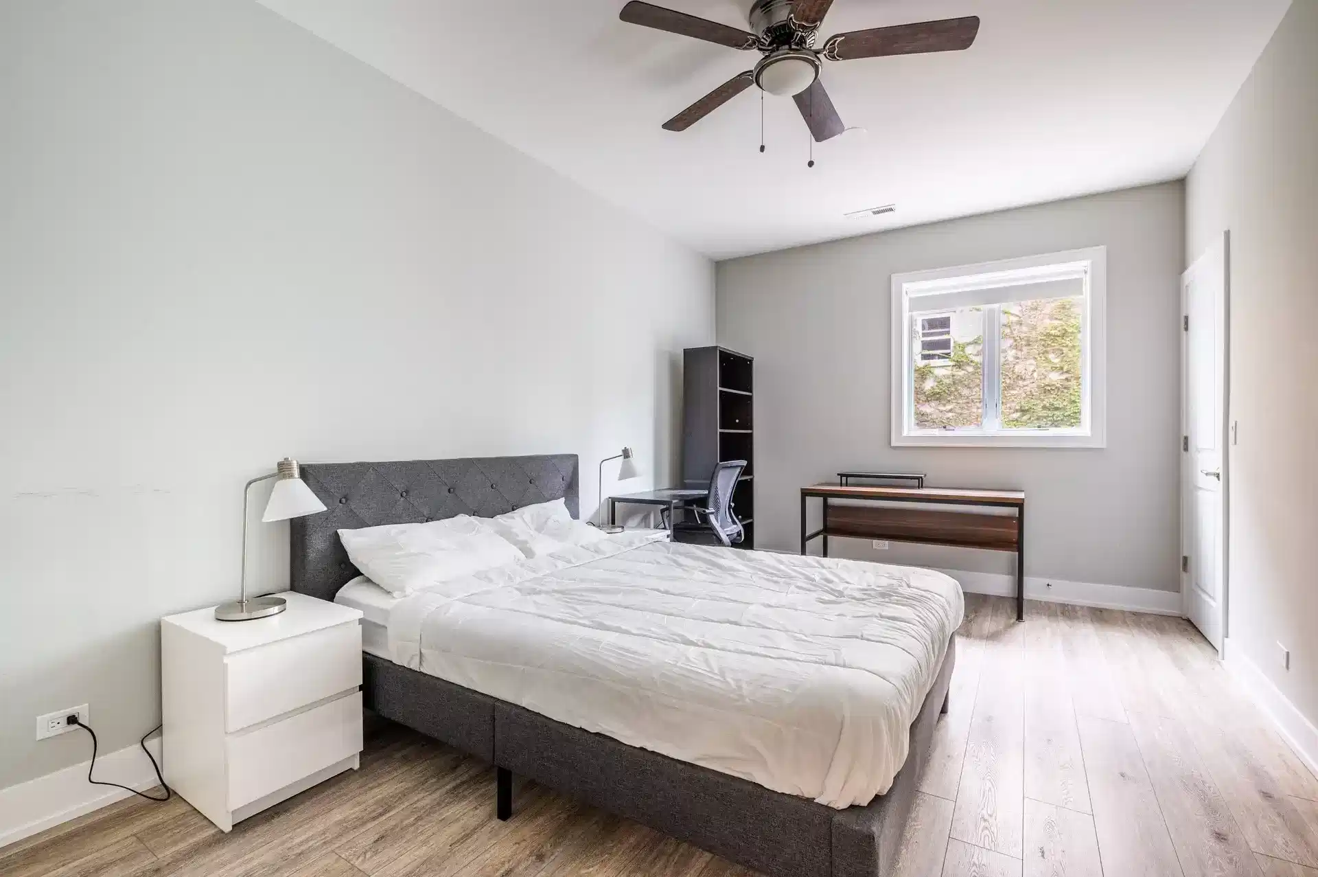 #1507A : University Village - Little Italy - Bedroom?w=400&h=260&fit=crop&q=40&auto=format&trim=auto