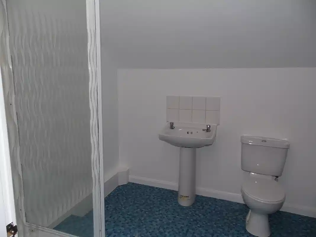 Kitchen?w=400&h=260&fit=crop&q=40&auto=format&trim=auto