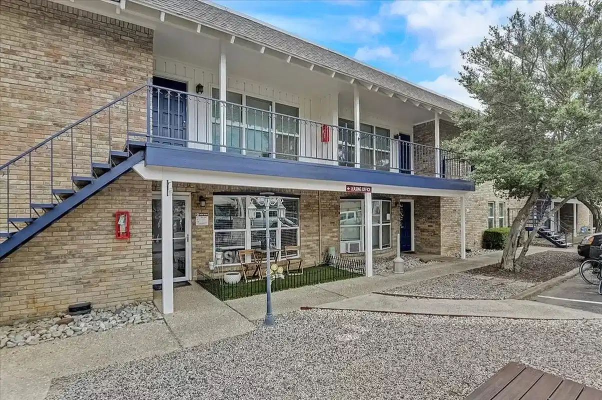 The Quarter, Denton - Denton, Texas, United States - Exterior