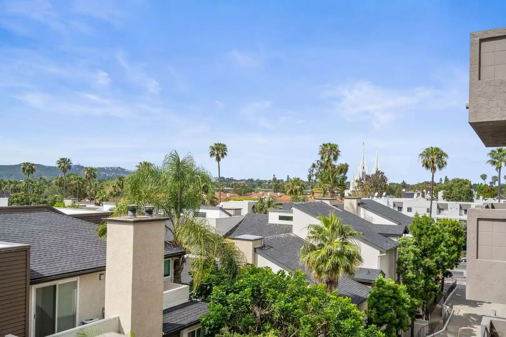 3899 Nobel Drive, San Diego - San Diego, California, United States - Exterior