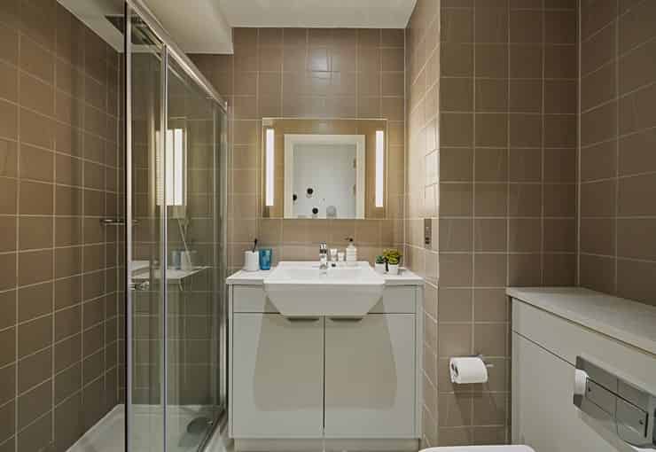 Common Area?w=400&h=260&fit=crop&q=40&auto=format&trim=auto