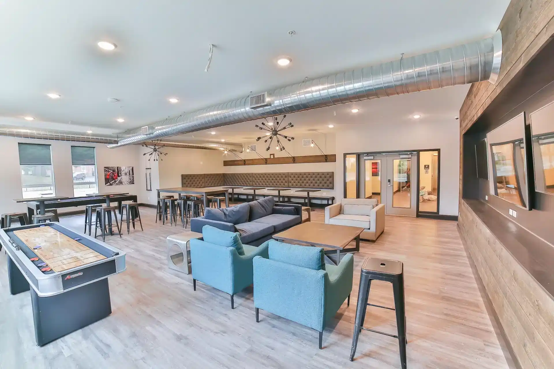 The Enclave, Youngstown - Youngstown, Ohio, United States - Common Area