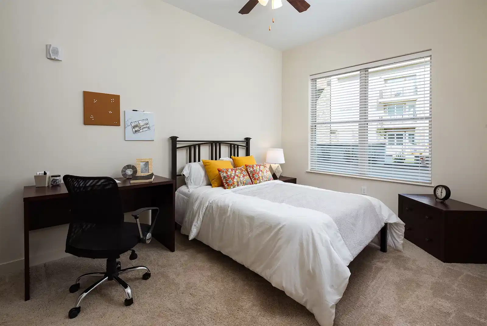 Traditions Caplewood, Tuscaloosa - Tuscaloosa, Alabama, United States - Bedroom