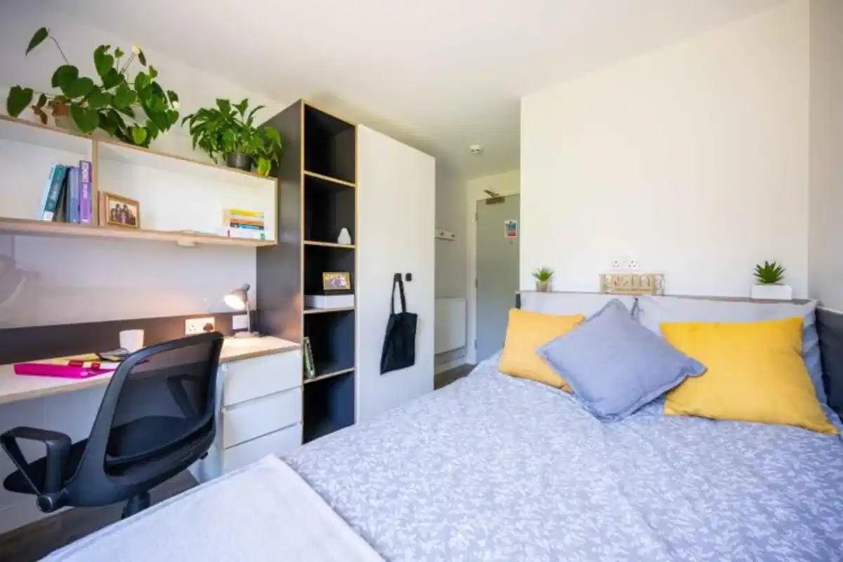 Westfield Court, Hull - Hull, England, United Kingdom - Bedroom