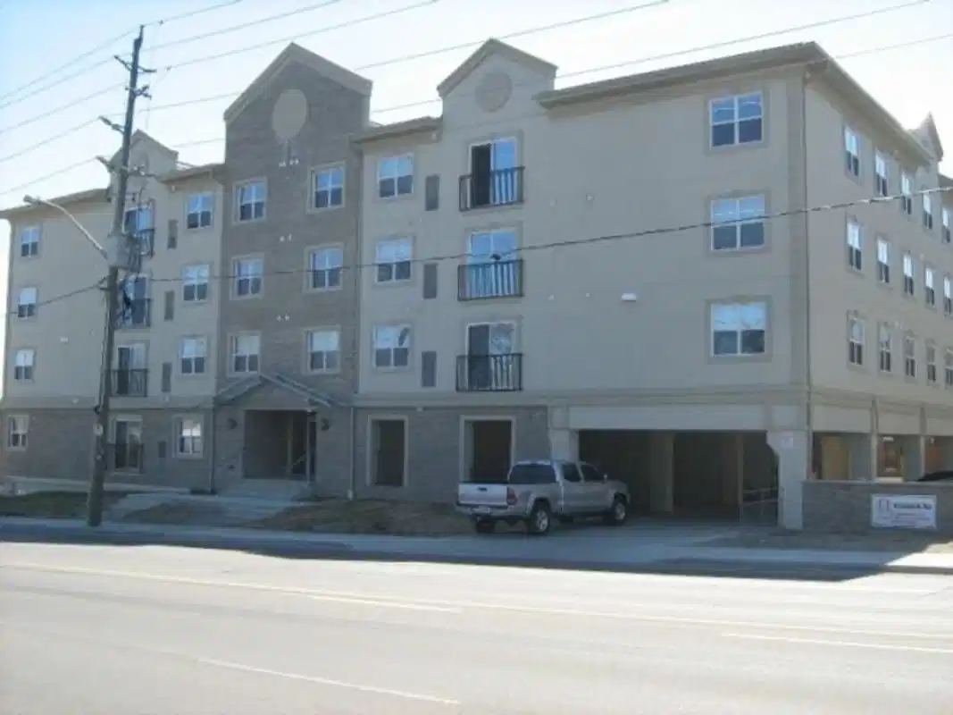 49 Columbia Street, Waterloo - Waterloo, Ontario, Canada - Exterior